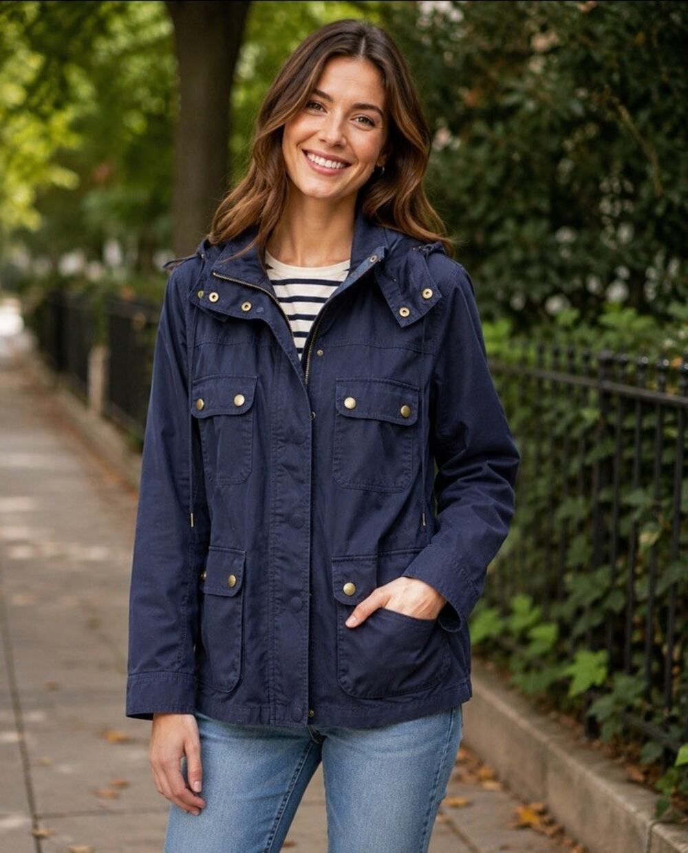 J.Crew Resin-Coated Twill Field Hooded Jacket Women’s Sz M Navy Nautical